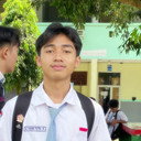 M. Fakhri Putra als Pakdeh/Pewe