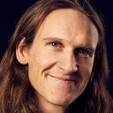 Mads Duelund als Gustav