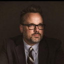 Matthew Speak als Paul Whitewater
