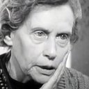 Trude Brentina als altes Mütterchen