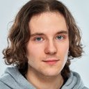 Arnar Gray als Dead Boy