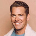 Johnno Wilson als Reggie