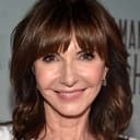 Mary Steenburgen als Café Patron