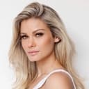 Karen Junqueira als 