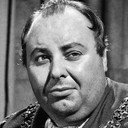 Willoughby Goddard als Knight