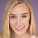 Mikaela Moody als Beth