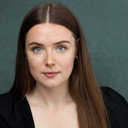 Rachel-Anne Dennison als Emily Brontë