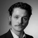 Angelo Raffaele Piasani als Vice Brigadiere PS Giuseppe Caracuta