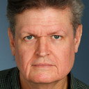 Ed Jewett als Bookstore Owner