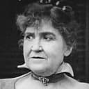 Laura La Varnie als Mrs. Guthrie