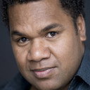 Siale Tunoka als Everett