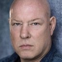 Ian Peck als Creepy Guard