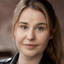 Ashleigh Cordery als Cara