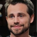 Rider Strong als Ford