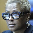 Vonda Evans als Self - Co-host