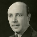 Lucien Callamand als M. Bertrand - le directeur de l'école