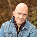 Jerry Pietrala als Dr. Ian Lundgren
