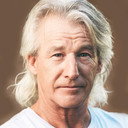 Johnny V Wright als Uncle Frank