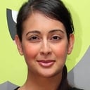 Preeti Jhangiani als Suchitra