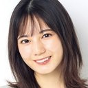小坂菜緒 als Herself