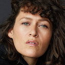 Lara Kramer als Olivia