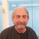 Tatán als Roque Padre