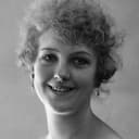 Karen Winther als 