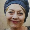 Luzia Paramés als Médica