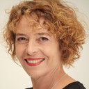 Verena Rendtorff als Narrator (dutch voice over)