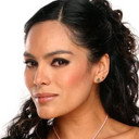 Rossana San Juan als Valeria Ferreira