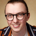 Jacob Carter als Cousin Roy