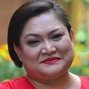 Adibah Noor als Wani