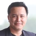 Eizlan Yusof als Johari