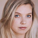 Olivia Ritchie als Monique