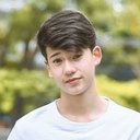 Christiaan Churaporn als Jay