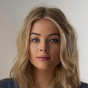 Georgia Williams als Marianne