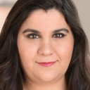 Ruba Thérèse Mansouri als Secretary, Khalil Law Secretary