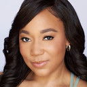 Lisha Hackney als Clarissa