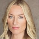 Victoria Smurfit als Hilary