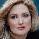 Emily Rose Brennan als St Bernadette Parent