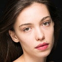 Ioana Bugarin als Cristina Tofan