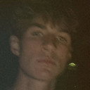 Jay Wyers als Axel