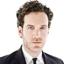 Michael Cuomo als Mr. Young