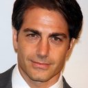 Michael Bergin als Zed Lucene