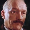Geoffrey Weeks als Bank Employee (uncredited)