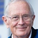 Charlie Duke als Self - Apollo Program Astronaut (voice)