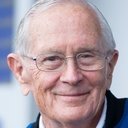 Charlie Duke als Narrator - Apollo 16 (voice)