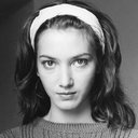 Myriem Roussel als Claire