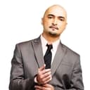 Michael Flores als Professor Clean