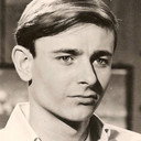 Peter Brooks als George